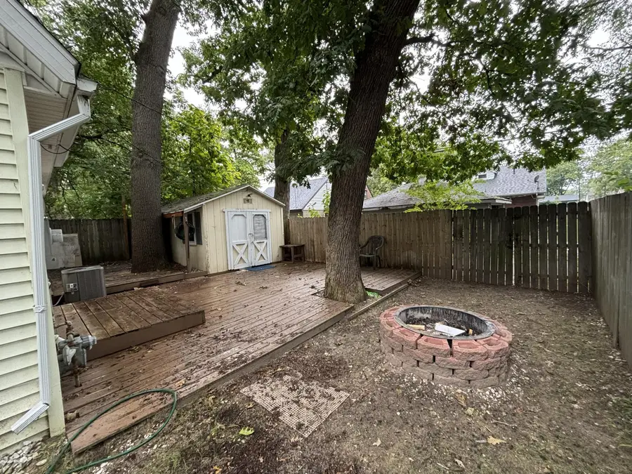 320 Fairfield Avenue, Michigan City, IN 46360 - #3