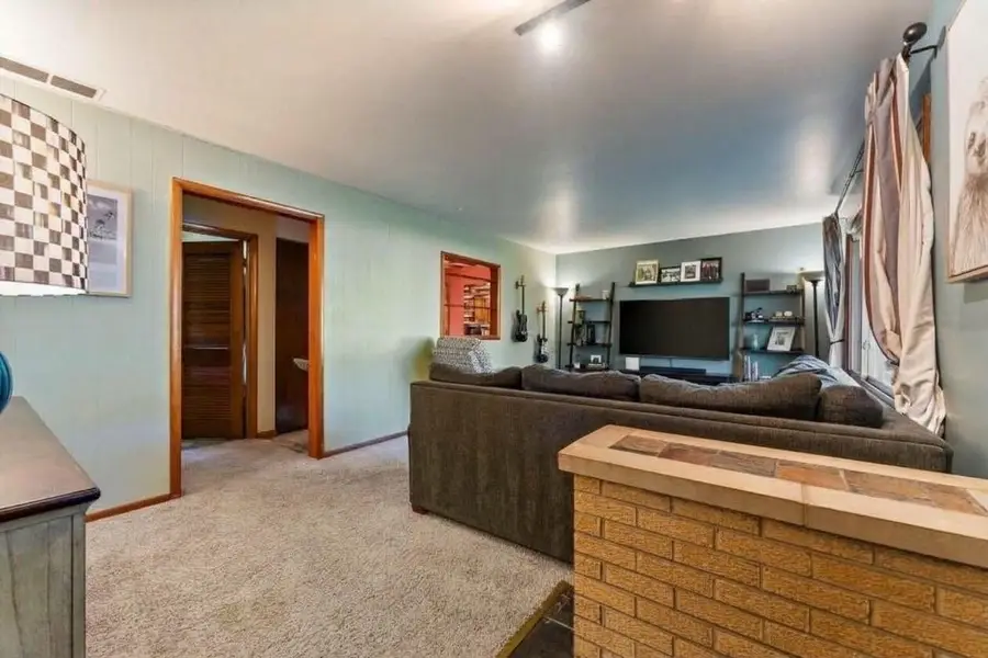 215 N Linda Street, Hobart, IN 46342 - #2