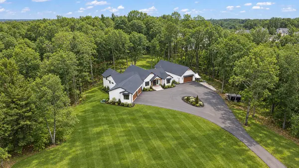155 N 350 W, Valparaiso, IN 46385
