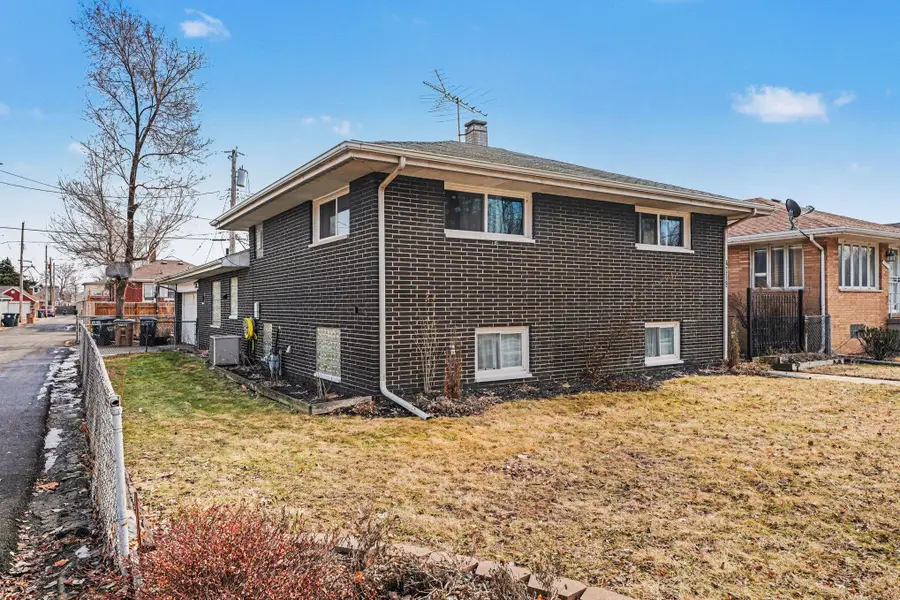 4219 Walsh Avenue, East Chicago, IN 46312 - #2