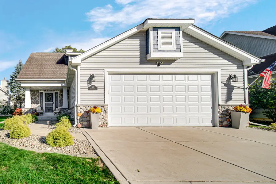 1721 Briam Circle Drive, Valparaiso, IN 46383 - #2