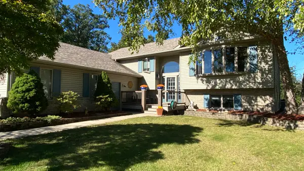13310 Robin Drive, Cedar Lake, IN 46303