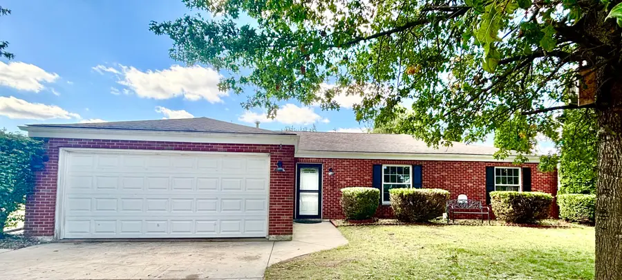416 Hickory Street Nw, Demotte, IN 46310 - #2