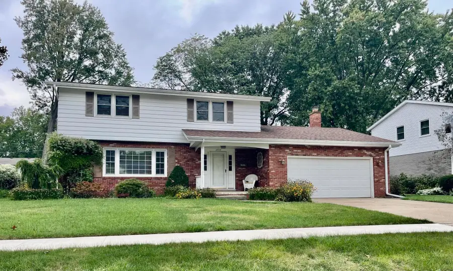 2505 Dorset Drive, Valparaiso, IN 46383 - #2