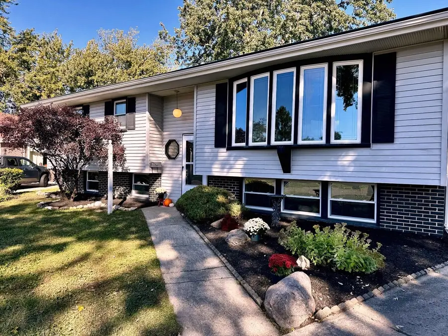 9120 Prairie Avenue, Highland, IN 46322 - #3