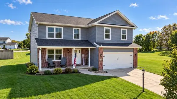 274 Apple Grove Lane, Valparaiso, IN 46385