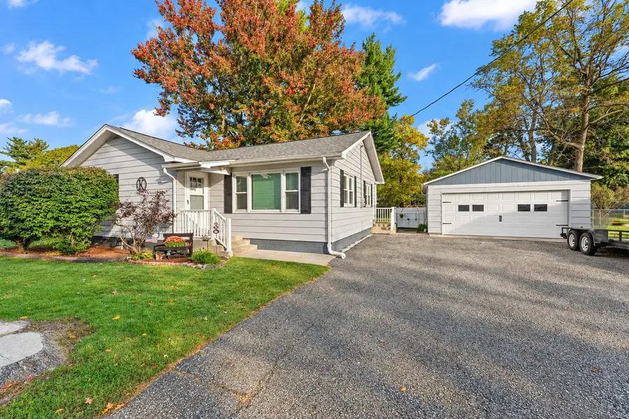 402 W Daumer Road, Kouts, IN 46347 - #2
