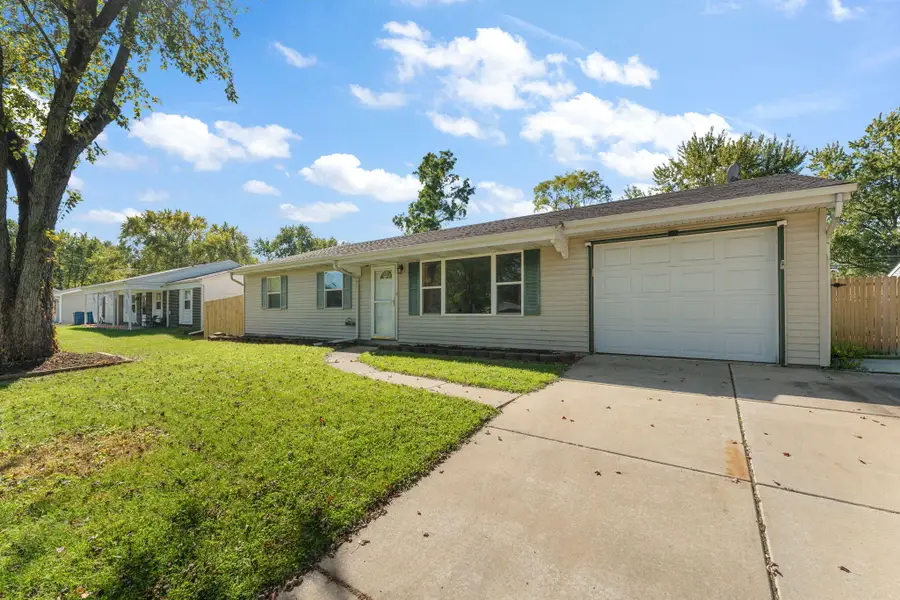 724 Capitol Road, Valparaiso, IN 46385 - #3