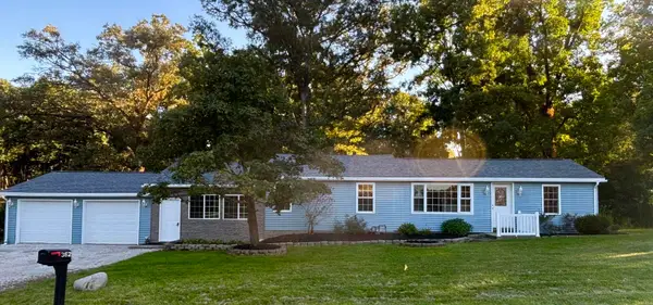 362 W Division Road, Valparaiso, IN 46385