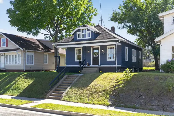 414 E Fairview Avenue, South Bend, IN 46614