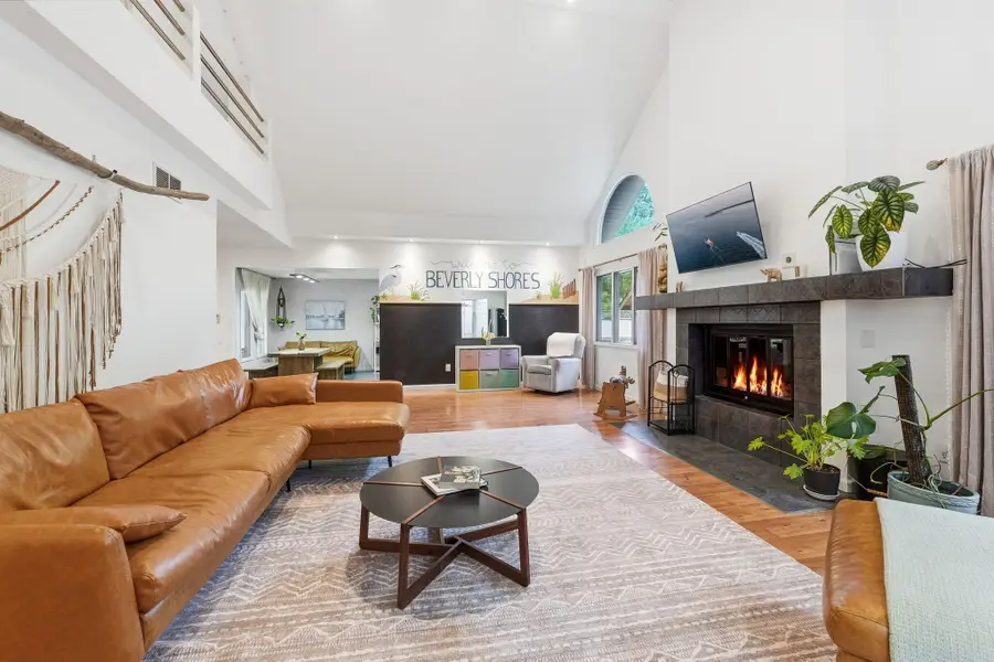 140 S Oxford Avenue, Beverly Shores, IN 46301 - #3