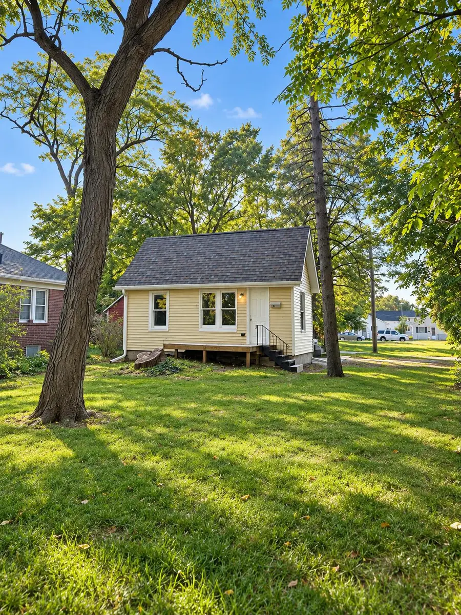 210 Ridgeland Avenue, Michigan City, IN 46360 - #2