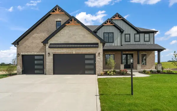 13822 Waterleaf Drive, St. John, IN 46373