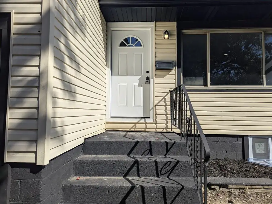7049 California Avenue, Hammond, IN 46323 - #3
