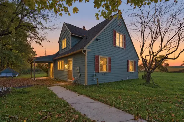 9522 N 650 E, New Carlisle, IN 46552