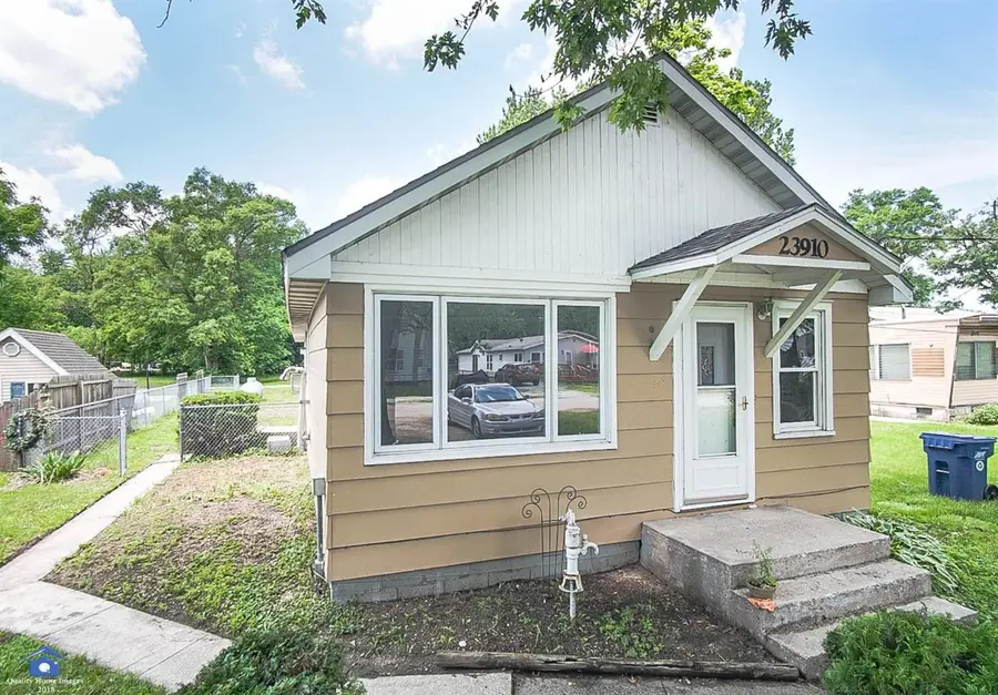23910 Ivy Street, Schneider, IN 46376 - #2