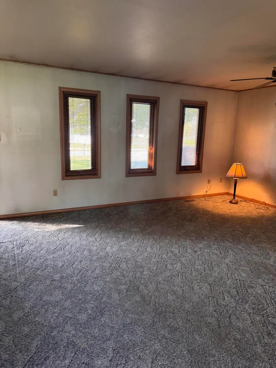 697 N Lake Park Avenue, Hobart, IN 46342 - #2