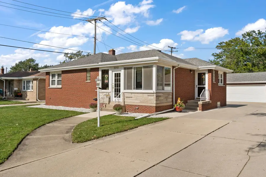3013 Strong Street, Highland, IN 46322 - #2