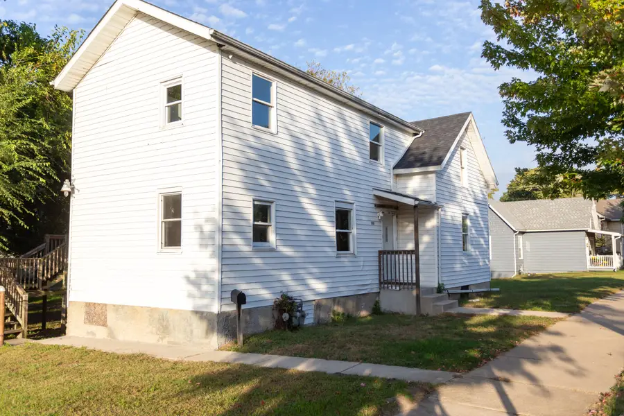 510 E 10th Street, Michigan City, IN 46360 - #2