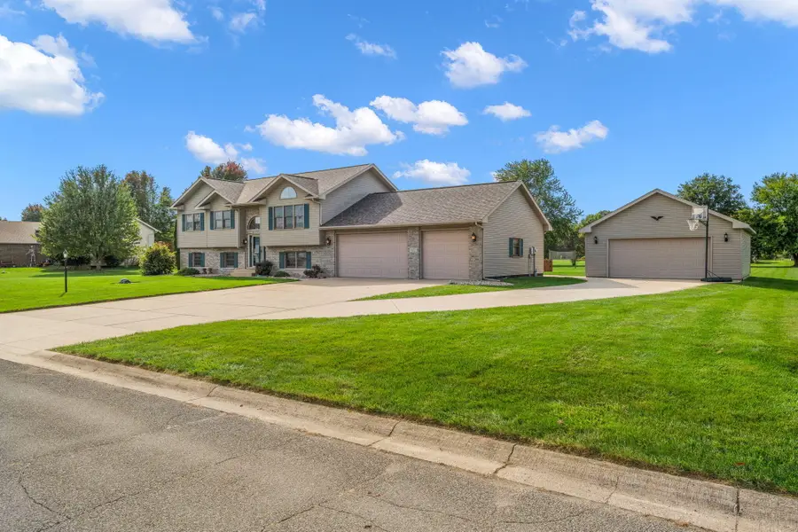922 Plantation Road, Valparaiso, IN 46385 - #3