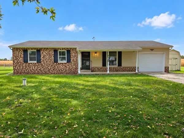 2268 E Sycamore Drive, Rochester, IN 46975