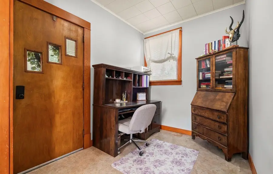 615 E Street, La Porte, IN 46350 - #2