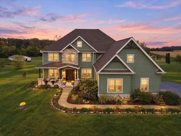 15300 W 185th Avenue, Lowell, IN 46356