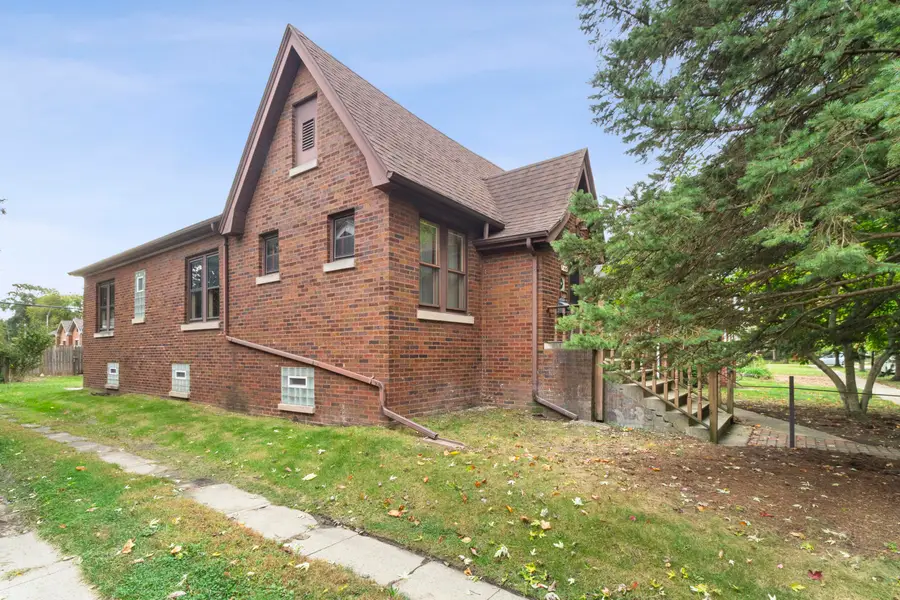 6833 Rosewood Avenue, Hammond, IN 46324 - #3