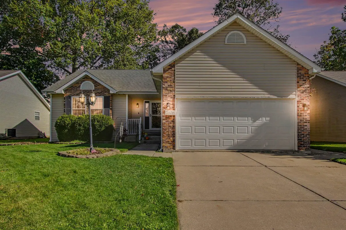 1606 Pine Creek Road, Valparaiso, IN 46383 - #1