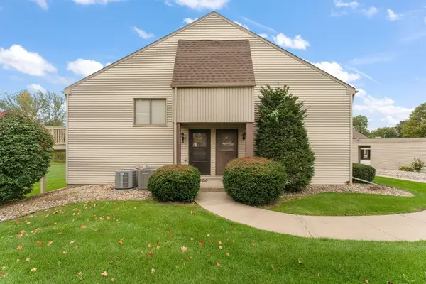 953 Millpond Road N, Valparaiso, IN 46385