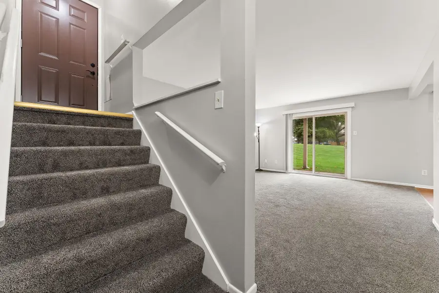 953 Millpond Road N, Valparaiso, IN 46385 - #2
