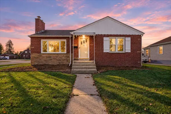 3248 Highway Avenue, Highland, IN 46322