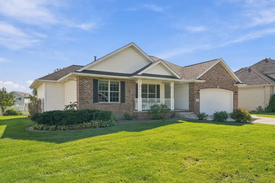 1424 Edgewater Road, Crown Point, IN 46307 - #2