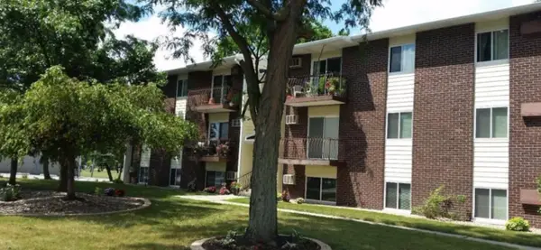 121 N West Street #25, Crown Point, IN 46307