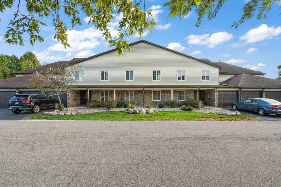 5000 Spinnaker Lane #D, Crown Point, IN 46307 - #3