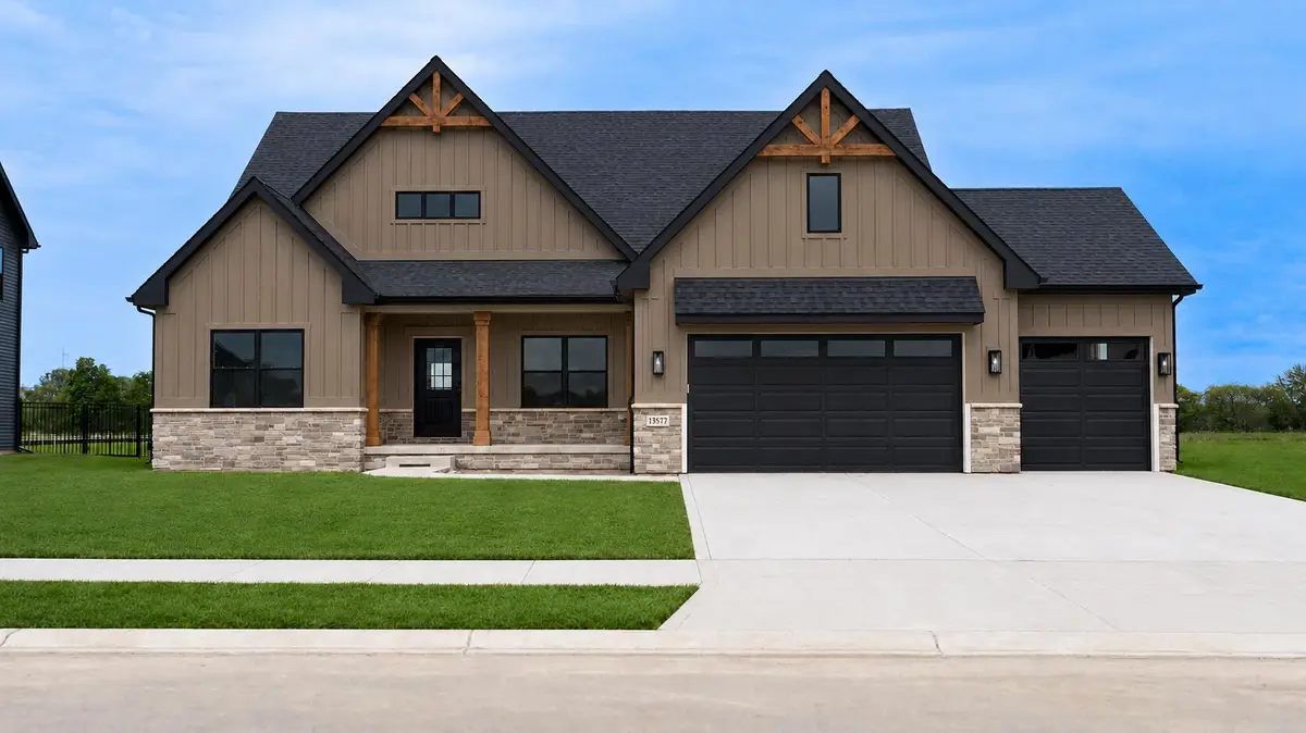 1859 Trailbrook Drive, Valparaiso, IN 46385 - #1