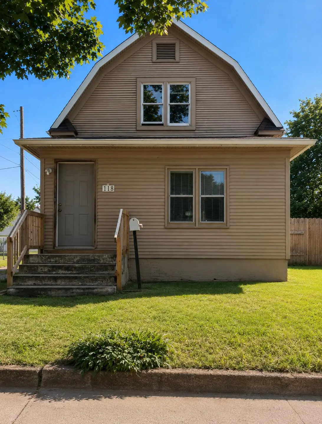 118 Dewey Street, Michigan City, IN 46360 - #1