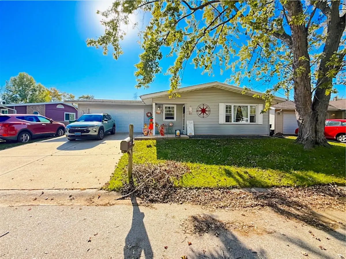 372 Riviera Circle, Valparaiso, IN 46385 - #1