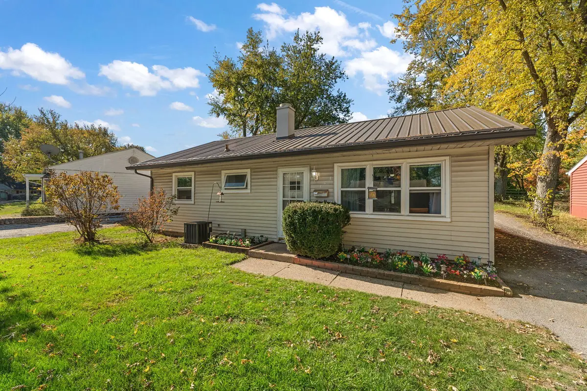 303 Chester Avenue, Valparaiso, IN 46383 - #1