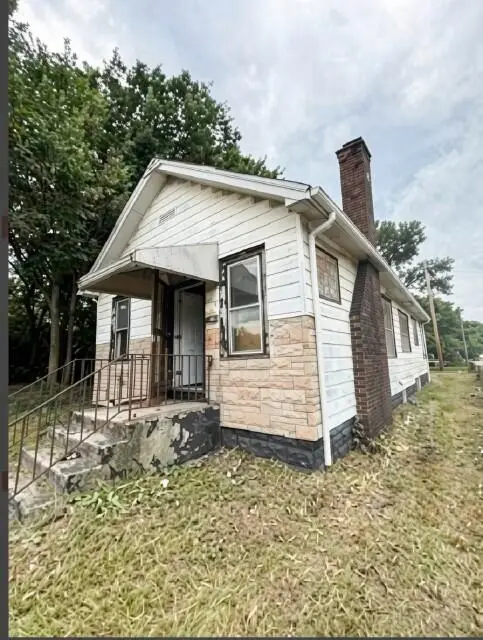 1900 Roosevelt Place, Gary, IN 46404 - #1