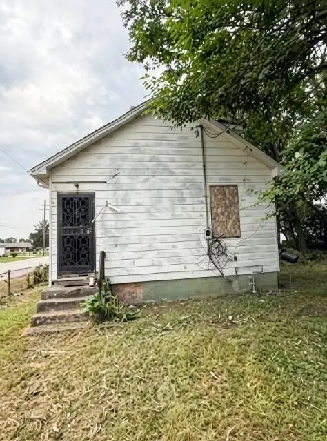 1900 Roosevelt Place, Gary, IN 46404 - #3