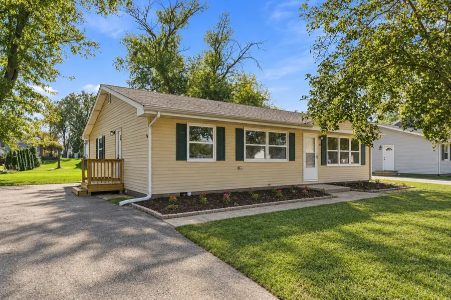 1101 E 71st Avenue, Schererville, IN 46375 - #2