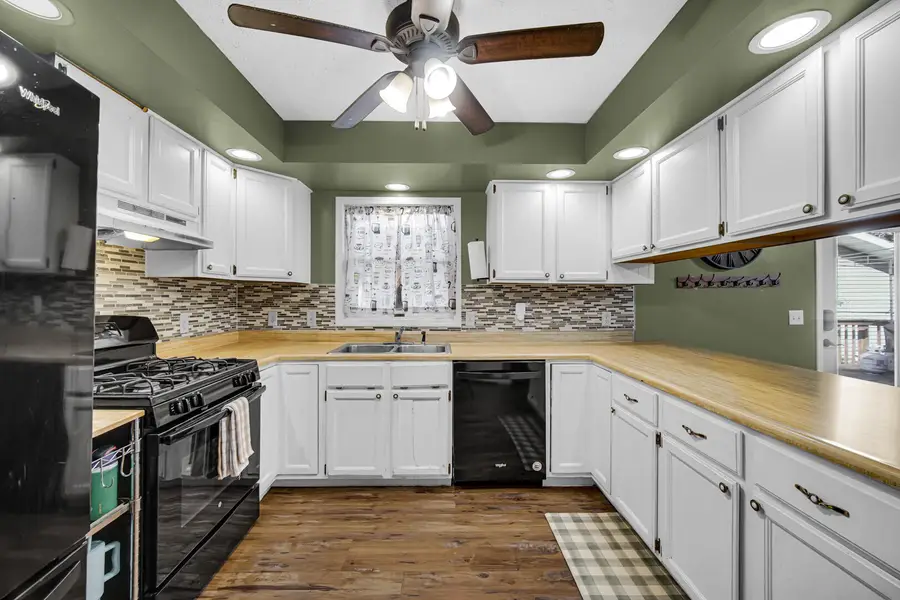 902 S Lake Park Avenue, Hobart, IN 46342 - #3