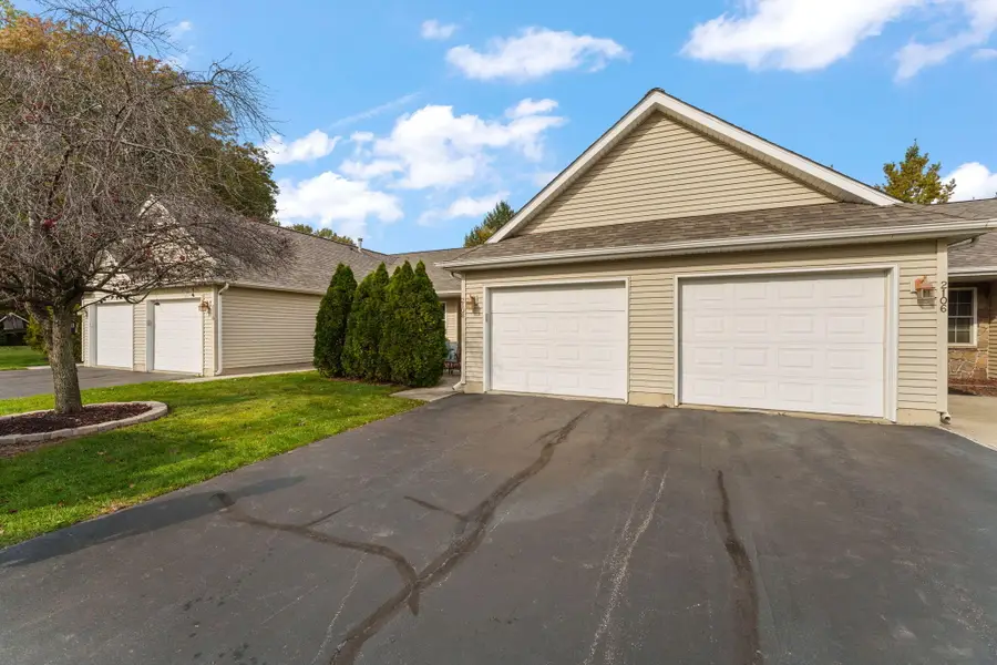 2108 Tupelo Lane, Chesterton, IN 46304 - #2
