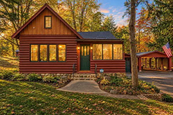 8 Talahi Trail, Michigan City, IN 46360
