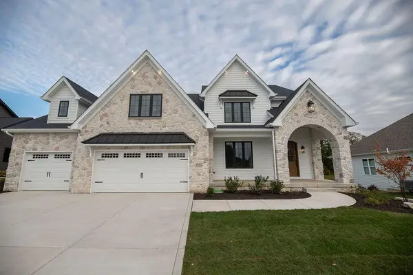 3102 Whispering Brook Lane, Valparaiso, IN 46385