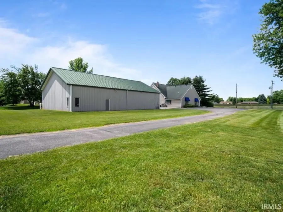 1611 Pheasant Run, Huntertown, IN 46748 - Image #2
