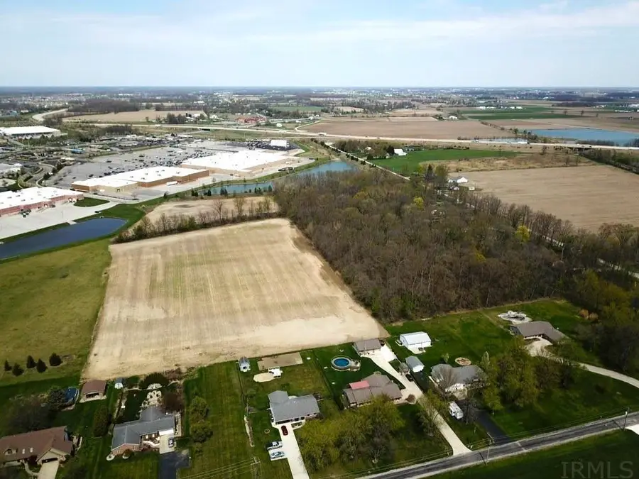 4521 Schwartz Road, New Haven, IN 46774 - Image #2