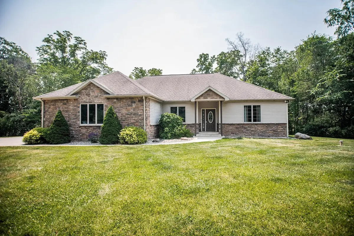 5936 County Road 427, Auburn, IN 46706 - Image #1