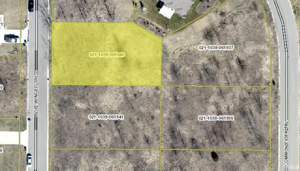 52492 Blue Winged Trail, South Bend, IN 46628